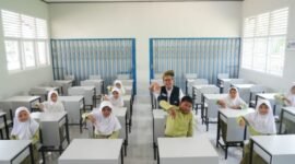 BRI melalui program Corporate Social Responsibility (CSR) ‘BRI Peduli Ini Sekolahku’ mengambil inisiatif memberikan bantuan perbaikan SDN 001 Sungai Pagar hingga menjadi sekolah yang indah, bersih dan nyaman. (Dok. BRI)