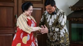 Ketua Umum PDI Perjuangan Megawati Soekarnoputri dengan Prabowo Subianto. (Dok. Metro TV)