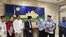 Ketua Umum Paguyuban Sosial Marga Tionghoa Indonesia (PSMTI) Wilianto Tanta silaturahmi dengan Menteri Agama RI Prof. Dr. KH. Nasaruddin Umar, Jakarta, Jumat (24/1/2025). (Dok. PSMTI)