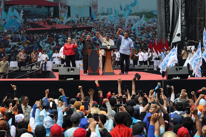 Presiden Prabowo Subianto dalam peringatan Hari Buruh Internasional atau May Day 2025 yang digelar di Lapangan Monas, Jakarta Pusat. (Dok. TIm Media Prabowo)

