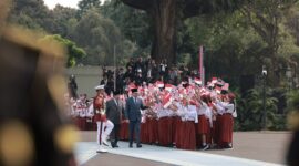 Presiden RI Prabowo Subianto dan PM Malaysia Anwar Ibrahim menyampaikan komitmen kerja sama dagang dan sikap atas Gaza di Istana Merdeka. (Dok. Tim Media Prabowo).
